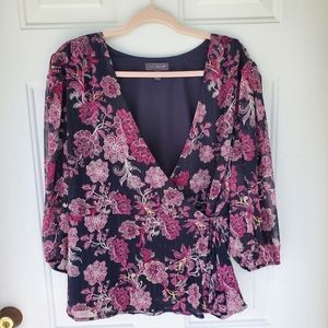 The Limited Crossover V Neck Floral Blouse Size XL Woman's
